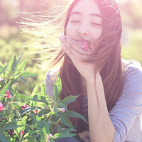 女生唯美带花头像