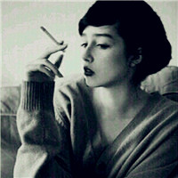 坏女孩抽烟头像女生