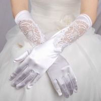 女生白色婚纱手套头像