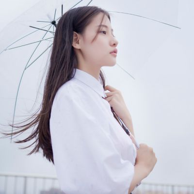 青春阳光女生头像